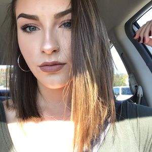 Meet your Posher, Savannah